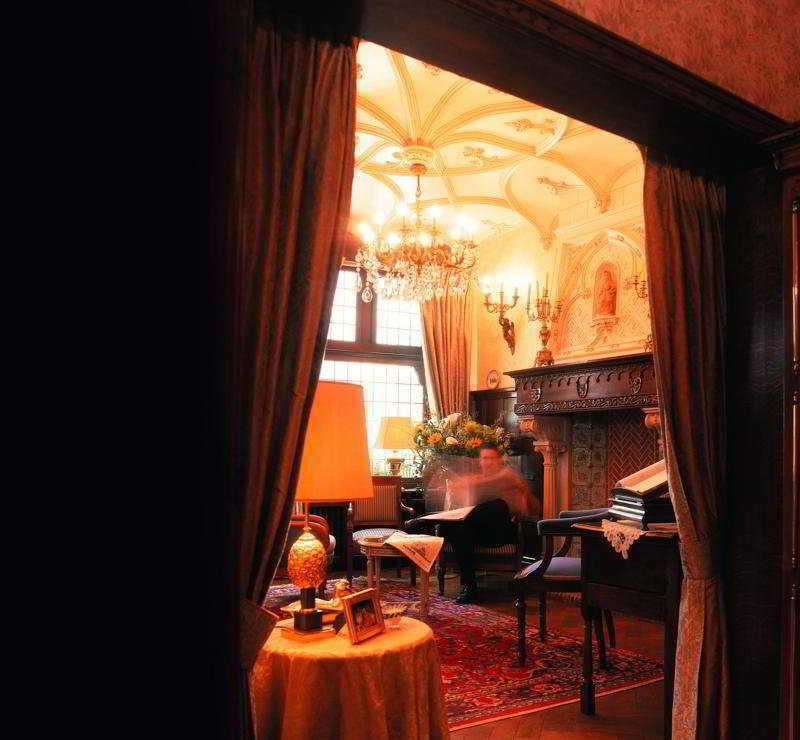 Dukes' Palace - By Dukes' Collection Brugge